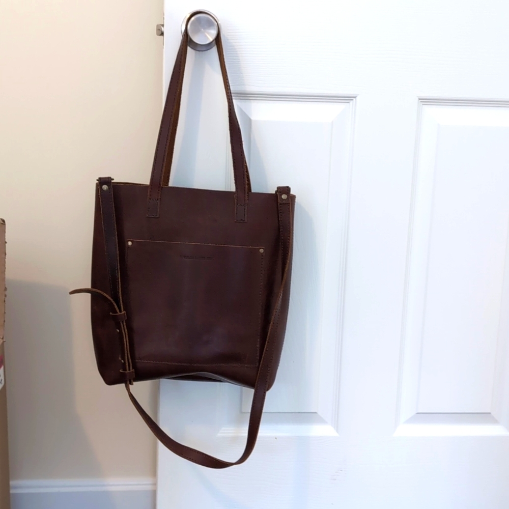 Like new Portland Leather tote bag